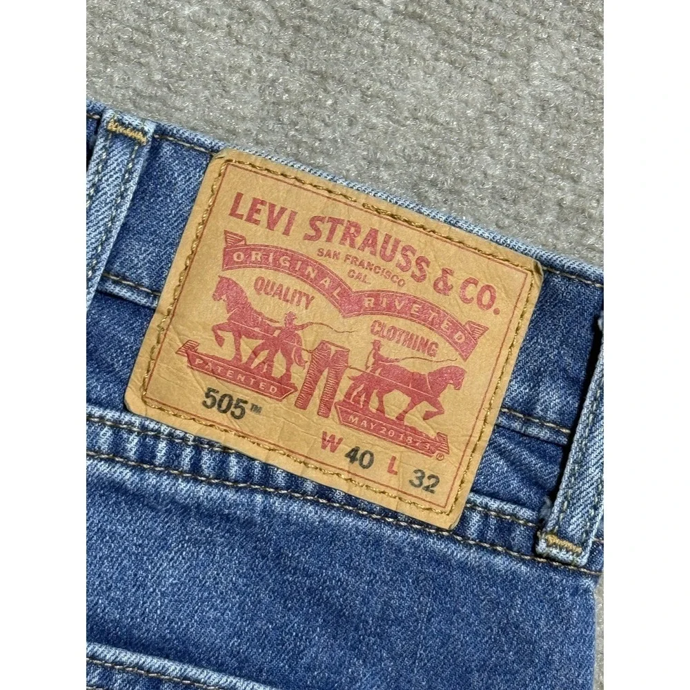 Levis levis 505